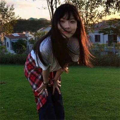 人群中的孩童